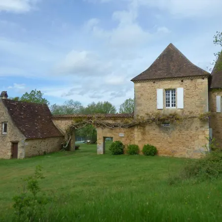 Demeure Du Xviiieme Siecle - Vallee Vezere * 르뷔그