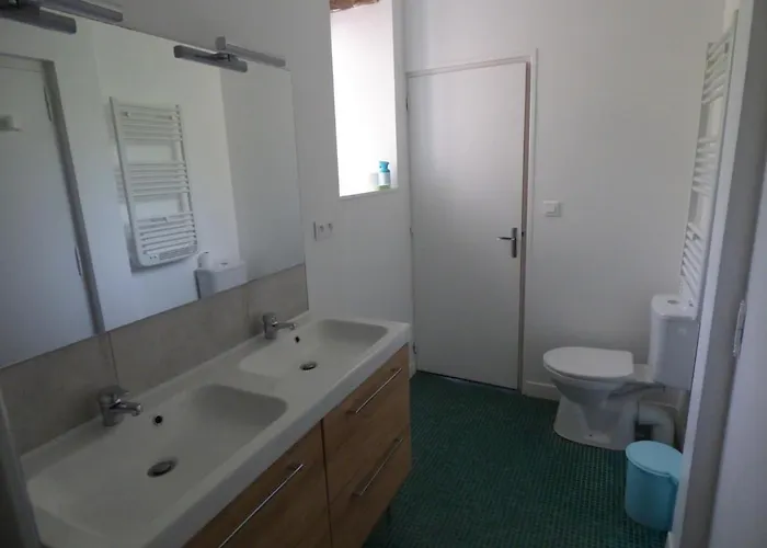 Demeure Du Xviiieme Siecle - Vallee Vezere * Le Bugue